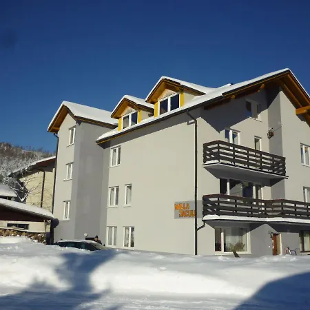 Jacuu Homestay